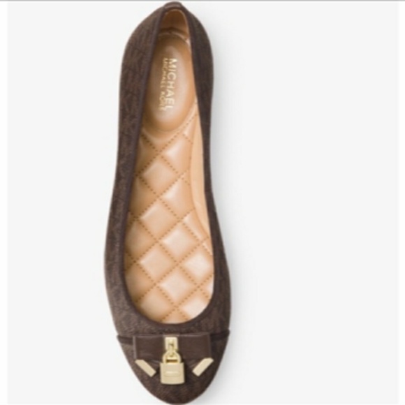 Micheal Kors Flats - Picture 5 of 5